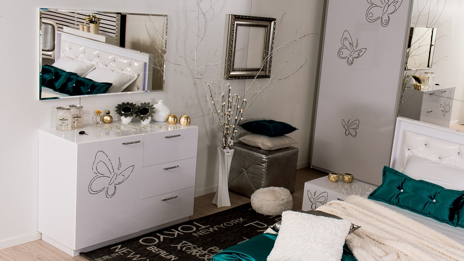 Спален комплект "Бътърфлай 1"