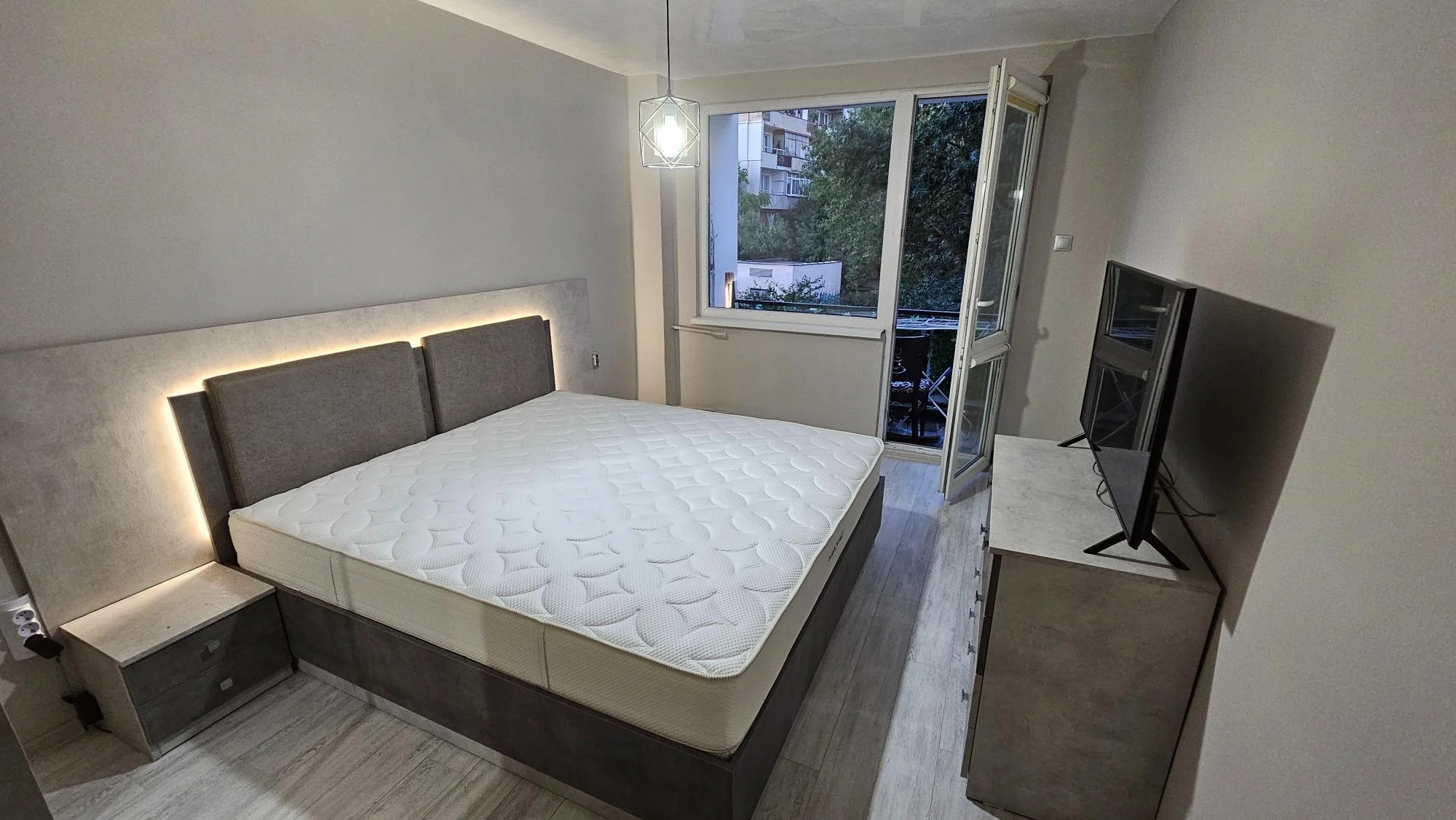 Реален дом с мебели MakHome