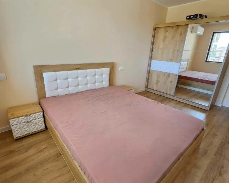 Реален дом с мебели MakHome