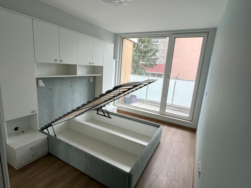 Реален дом с мебели MakHome