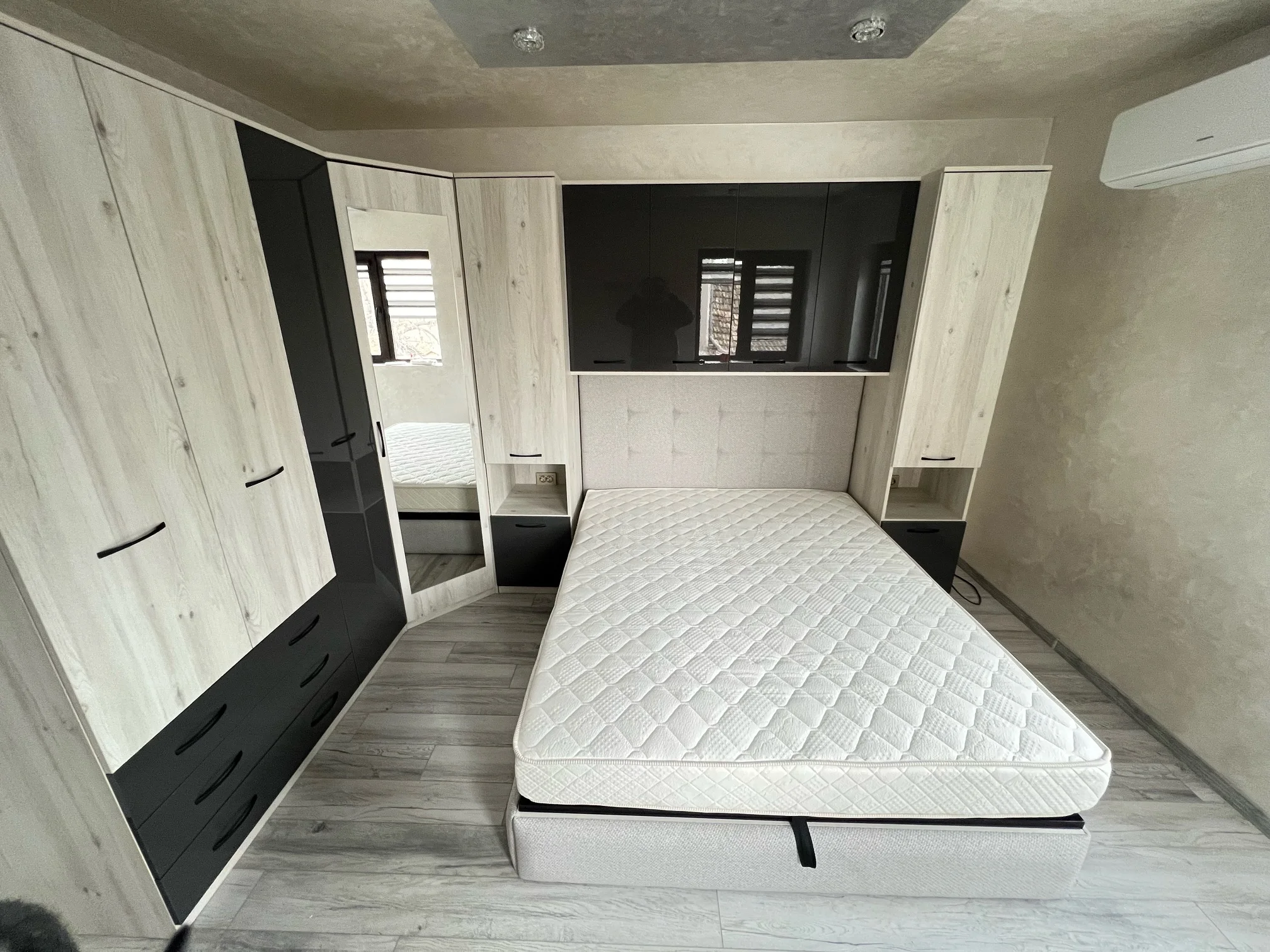 Реален дом с мебели MakHome